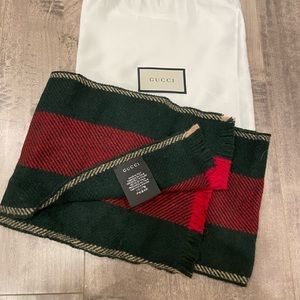 Gucci 100% Wool-Laine Scarf